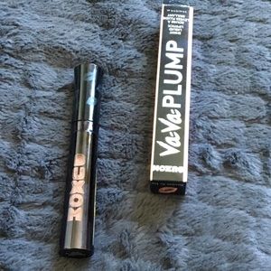 Buxom shiny liquid lipstick in Russian to you